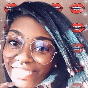 Meet your Posher, Bre